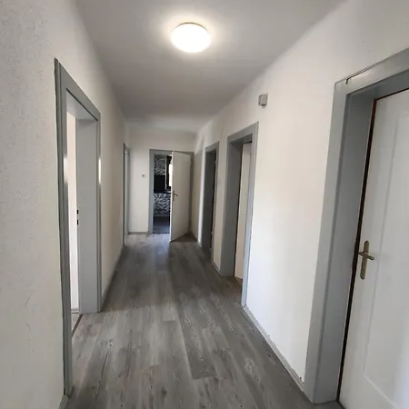 Modern Flat In Quaint With Idyllic Garden 因斯布鲁克