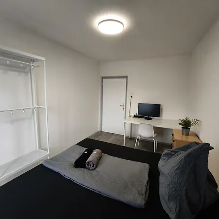 Modern Flat In Quaint With Idyllic Garden