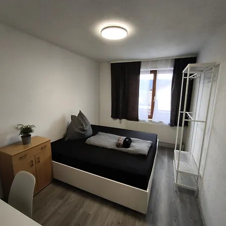 Apartamento Modern Flat In Quaint With Idyllic Garden Innsbruck